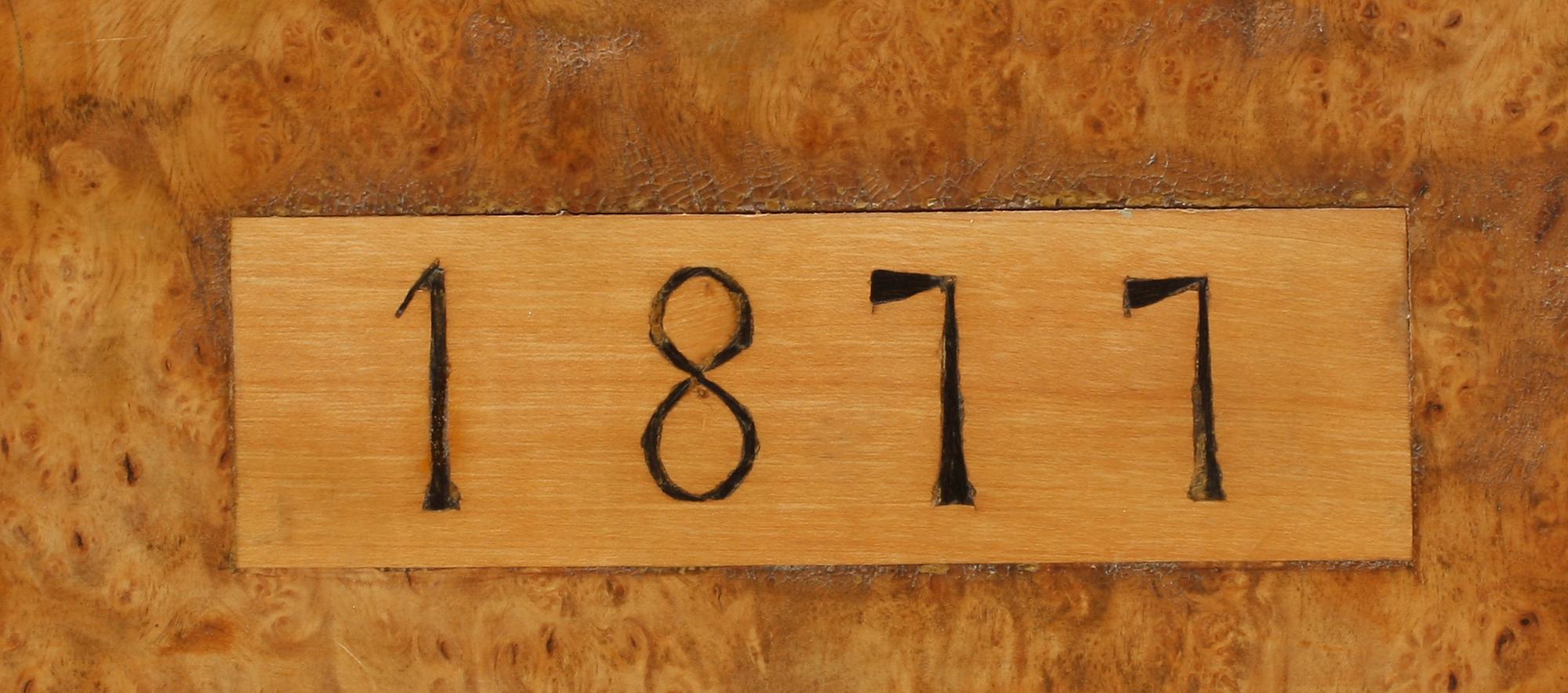 SKÅP, provinsarbete. Dat 1877.