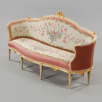 A gustavian sofa, second half of the 18th century.