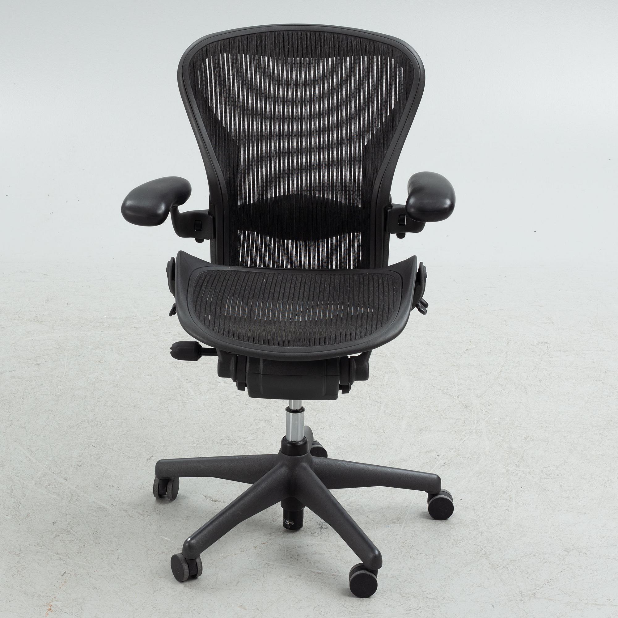 Don Chadwick/Bill Stump, skrivbordsstol, "Aeron", Herman Miller.