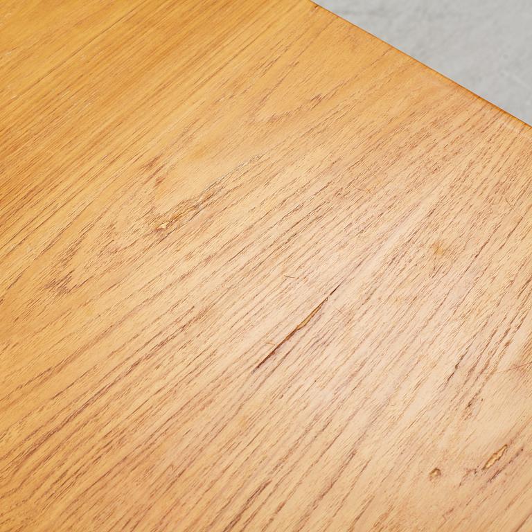 Hans J. Wegner, a 'Savbukkebordet AT 303' dining table, Andreas Tuck, Denmark.