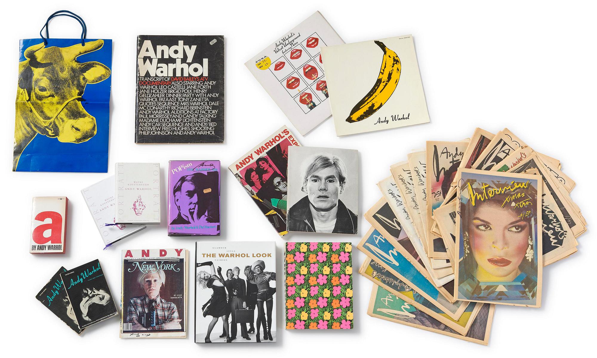 Andy Warhol, Samling av Warhol-relaterade tidningar, böcker och vinylskivor.