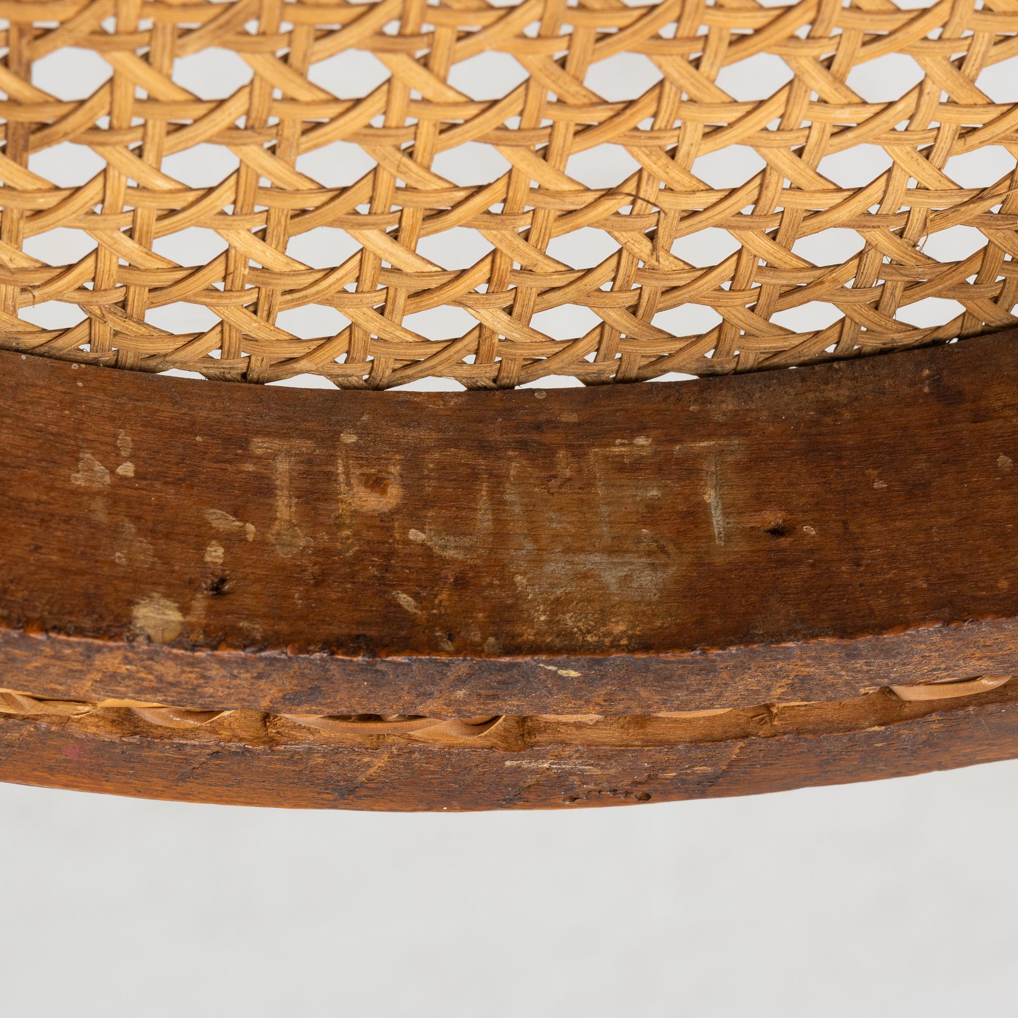 Five Thonét chairs No 14, Vienna around 1900.