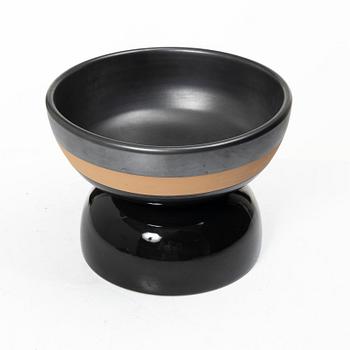 Ettore Sottsass, skål på fot, modell "546", Bitossi, Italien.