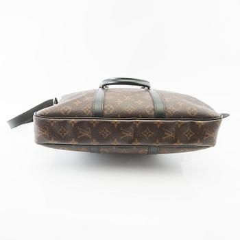 Louis Vuitton, Porte Documents Voyages Bag Macassar.