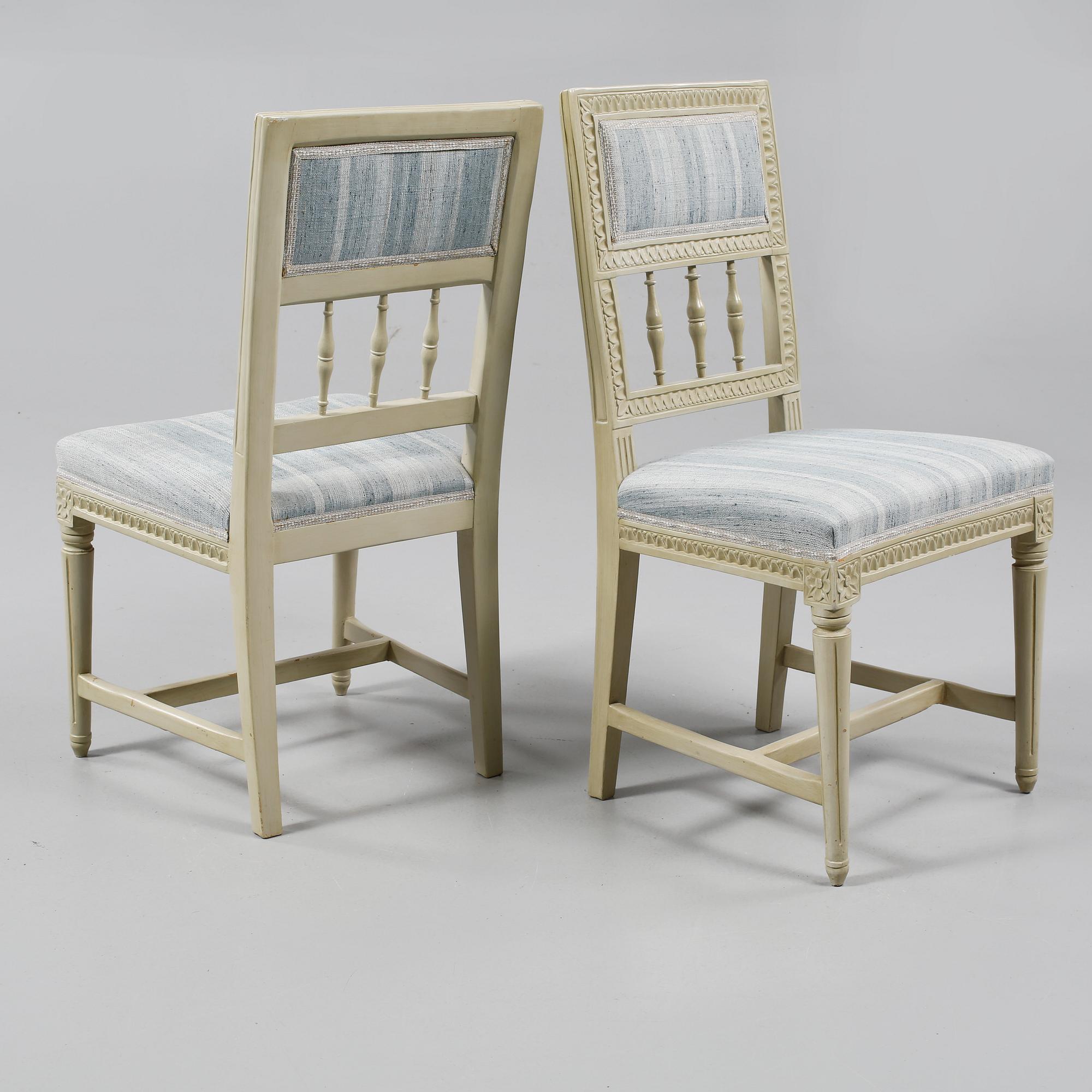 STOLAR, ett par, sengustavianska, omkring år 1800.