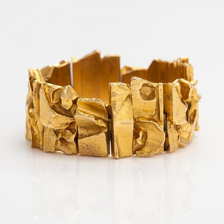 Björn Weckström, An 18K gold bracelet "Technotitlan". Lapponia 1969.