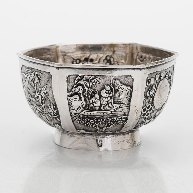 Hexagon export silver bowl, maker's mark GW, Gem Wo, active 1850-75, Canton.