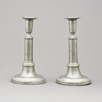 LJUSSTAKAR, ett par, Helledaij, Jönköping, tenn, 1786.