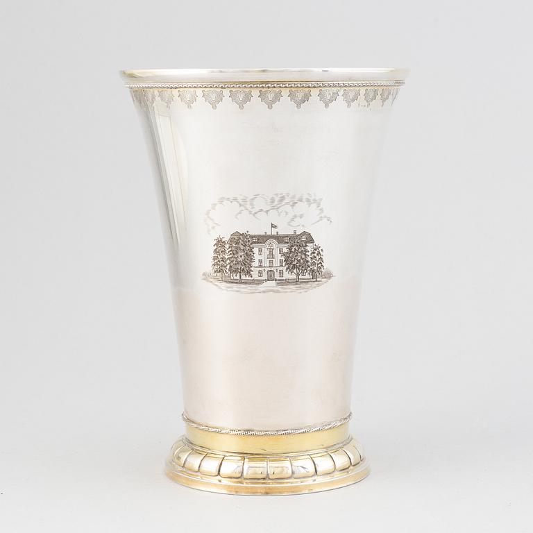 A Swedish 20th century parcel-gilt silver beaker, marked GAB, Stockholm 1944.