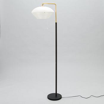 Alvar Aalto, ’A811' floorlight for Valaistustyö.
