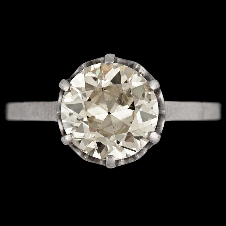 RING, gammalslipad diamant, ca 2 ct.