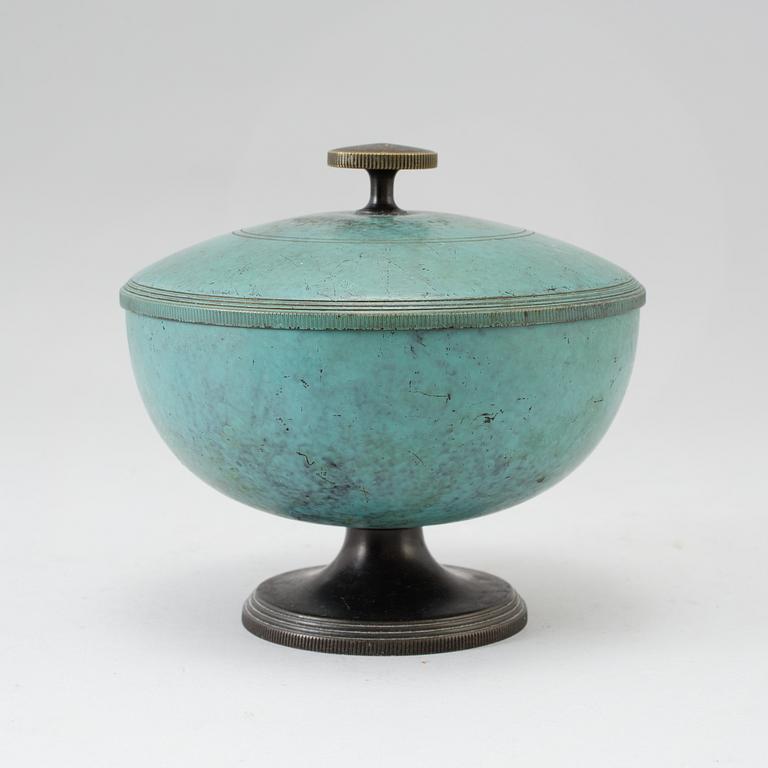 NILS FOUGSTEDT, An early 20th century patinated bronze bowl with cover by Nils Fougstedt.