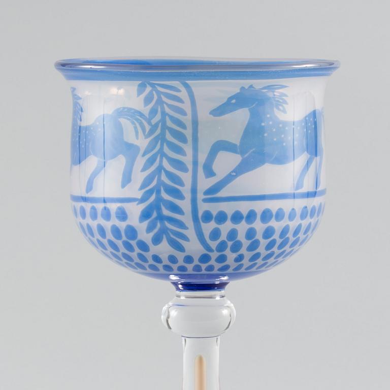 A Gunnar Cyrén glass cup, Orrefors.