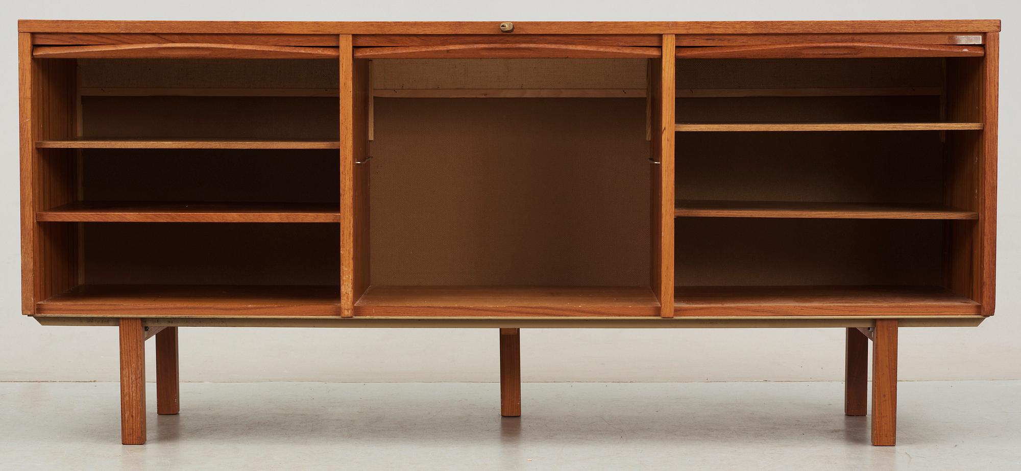 SIDEBOARD/ARKIVSKÅP, 1960/70-tal.