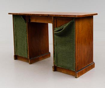 HURTSSKRIVBORD, 1800-talets andra hälft.