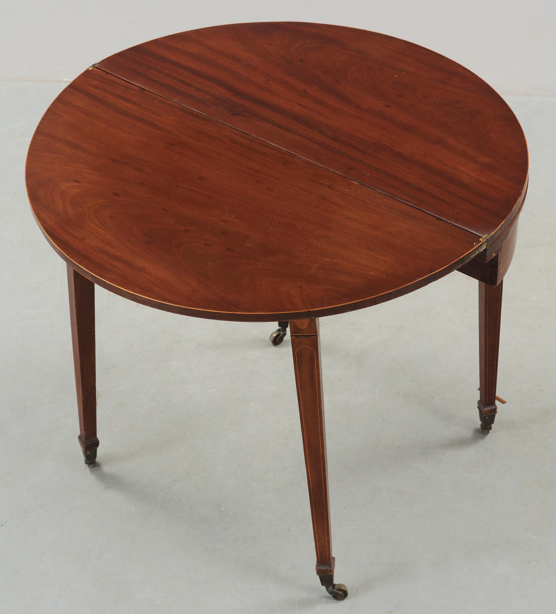 BORD, sengustavianskt, omkr år 1800.