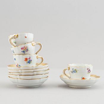 A Meissen porcelain coffee service, 18th and 19th century (24 pieces).