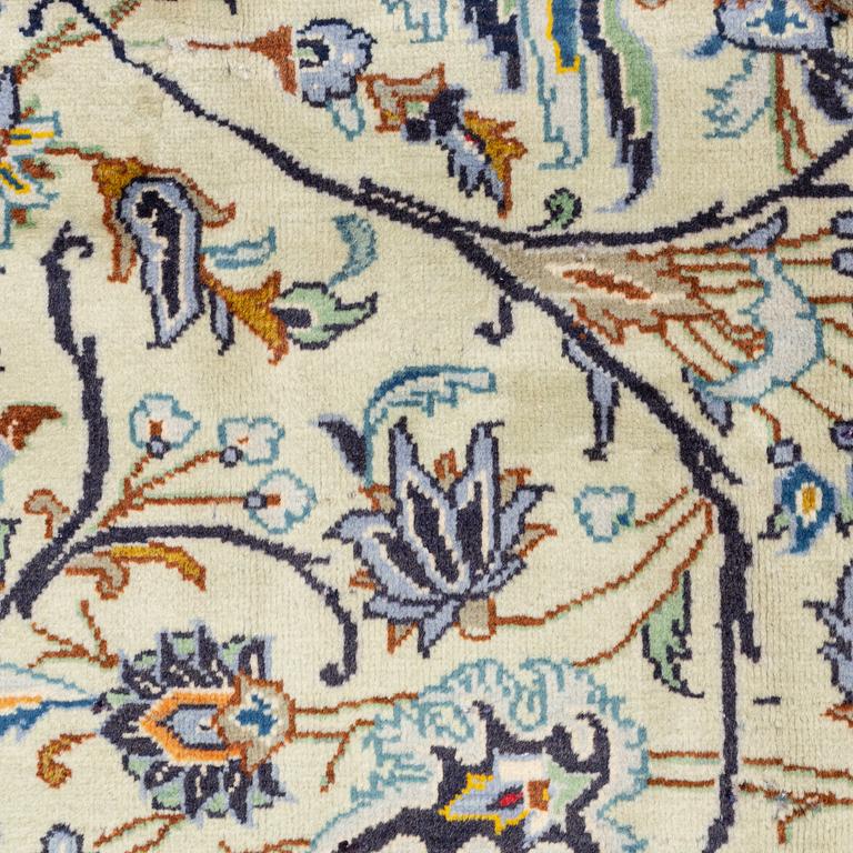 Carpet, Keshan, signed Ahalbaf, circa 400 x 289 cm.