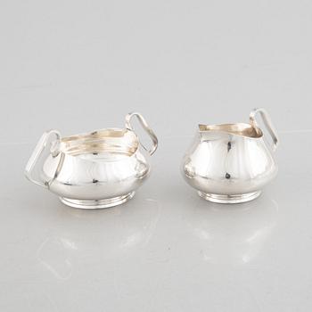 Svend Toxvaerd, sugar bowl and creamer, sterling silver, Denmark, mid-20th century.