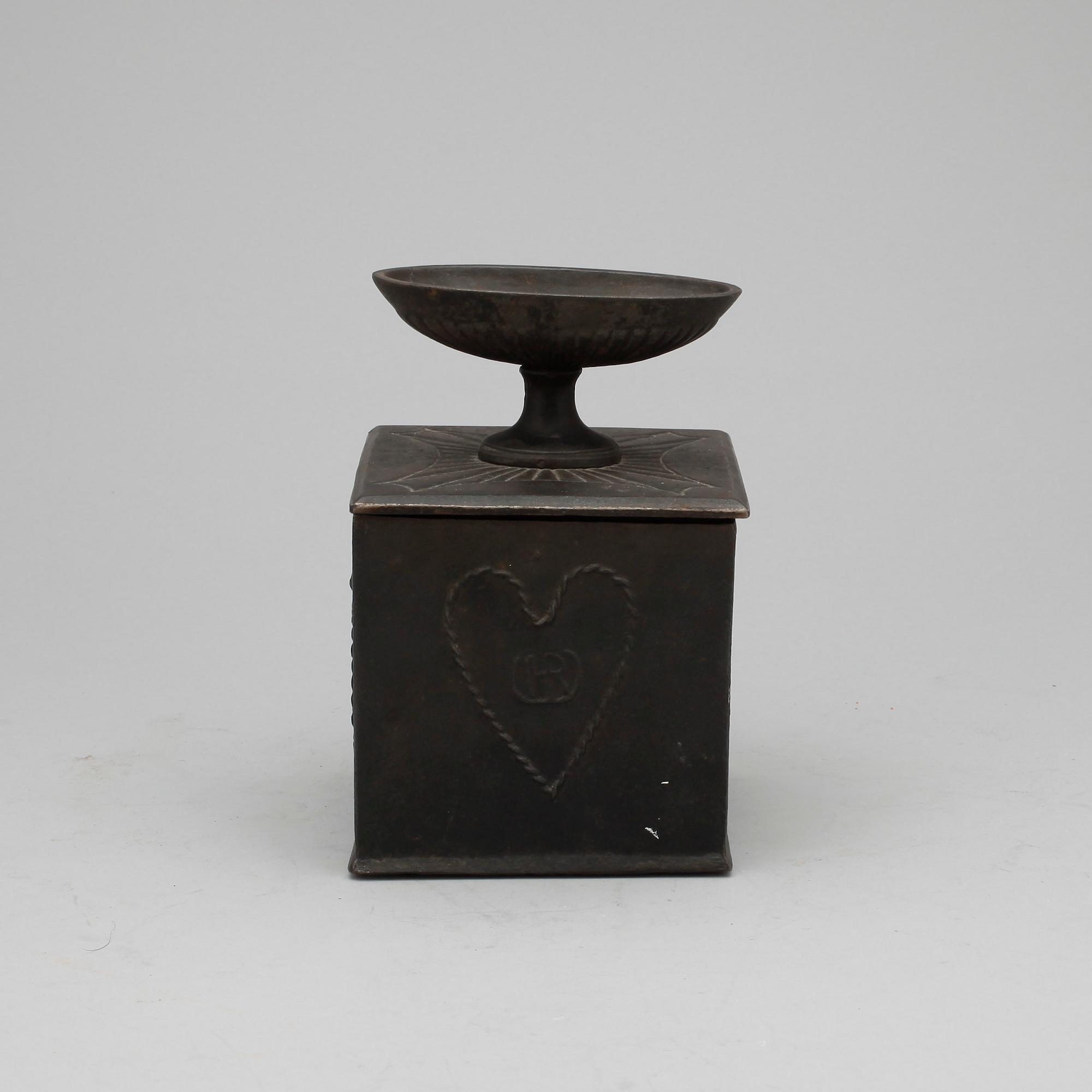 TOBAKSBURK, gjutjärn, 1800-tal.