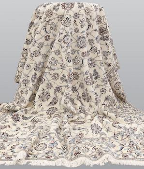 A carpet, Nain Part Silk, S.K 6LAA, 368 x 266.