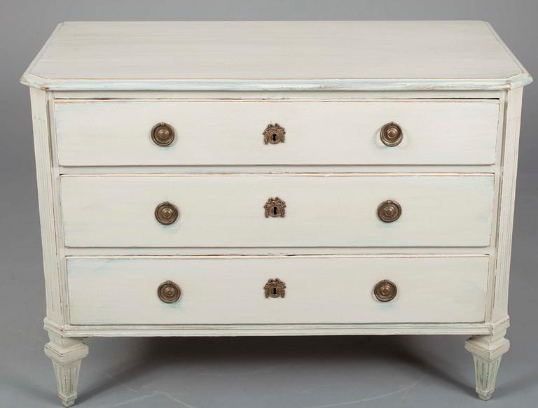 BYRÅ, gustaviansk, 1800-talets början.