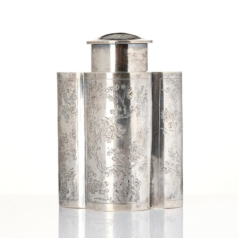 A Chinese silver teacaddy, first part of the 20th century.