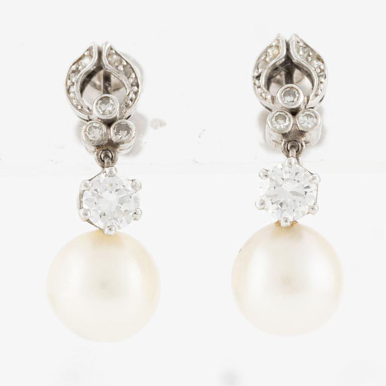 Earrings, W.A Bolin, a pair, 18K white gold with pearls and brilliant-cut diamonds.