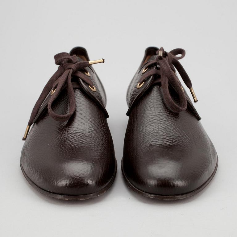 KENGÄT, Louis Vuitton.