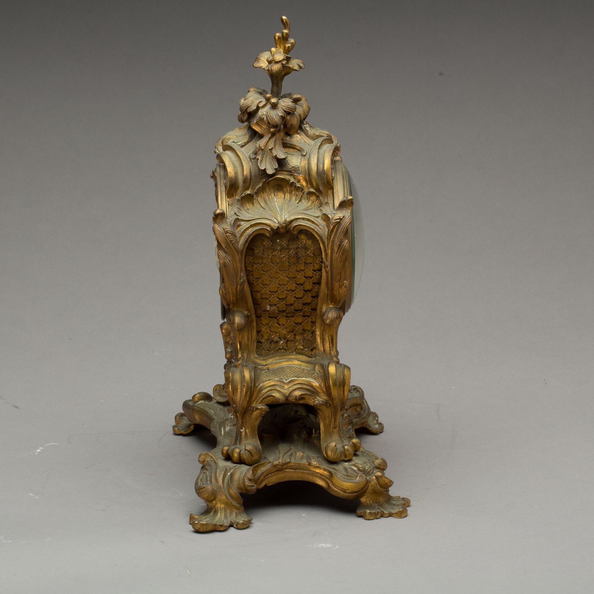 BORDSPENDYL,  Berbigier Paris Ponte de chance, 1800-talets andra hälft.