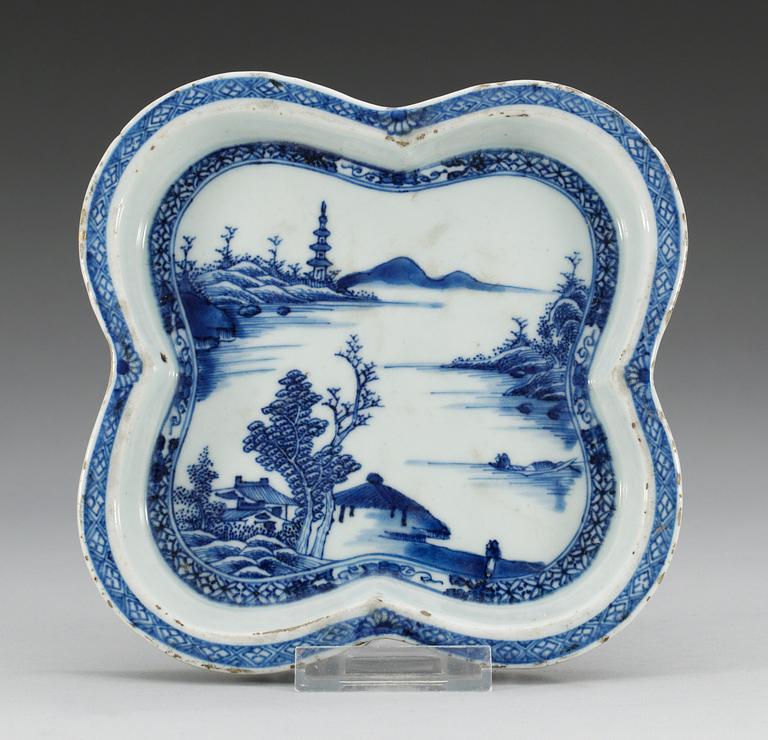 FAT, kompaniporslin. Qing dynastin, Qianlong (1736-95).