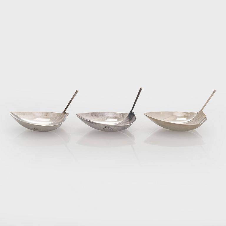 Tapio Wirkkala, Three 'TW 4' silver bowls, Kultakeskus, Hämeenlinna 1959, 1958, and 1961.