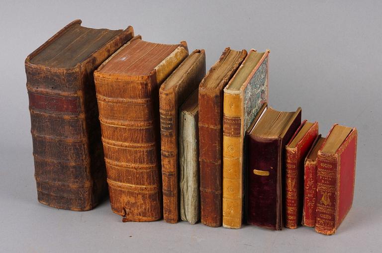 PARTI BÖCKER, 10 st, psalmböcker, teologi, 1700-1800-tal. Bla "Then Swenska Psalmboken", tryckt i Stockholm 1701.