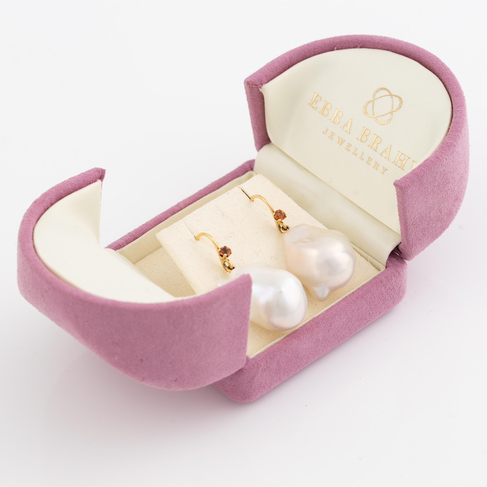 Ebba Brahe, earrings, "The Skokloster Earrings" 18K gold with baroque pearls.