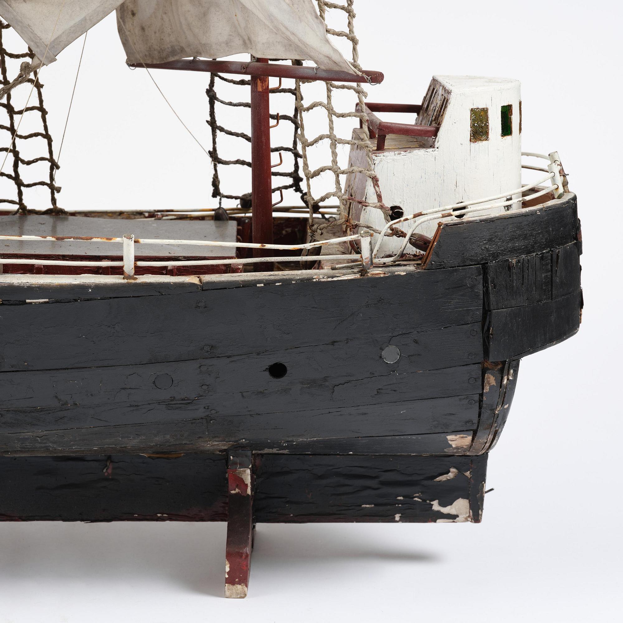 A modell of a ship from Brahestad, Finland, 19th century.