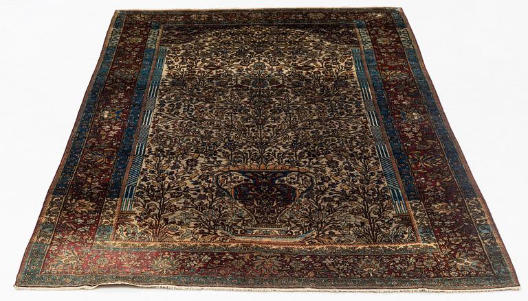 A rug, antique, silk Kashan, possible Motachem, ca 208-213,5 x 129,5-132 cm.