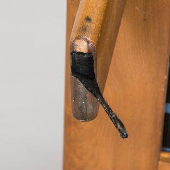 Esko Pajamies, Fåtöljer, ett par "Pele" och soffbord tillverkare Lepofinn 1970-tal.