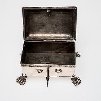 SKRIN, silver, Breslau, 1800-talets första hälft. Vikt 391,8 g.