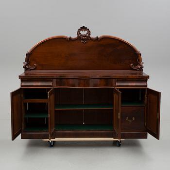 SIDEBOARD. Australien, 1800-talets andra hälft.