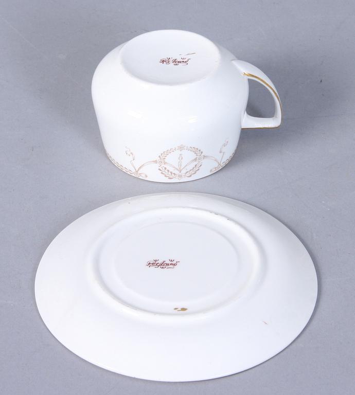 KAFFEKOPPAR MED FAT, 13 st, porslin, Rörstrand, jugend, 1900-talets första kvartal.