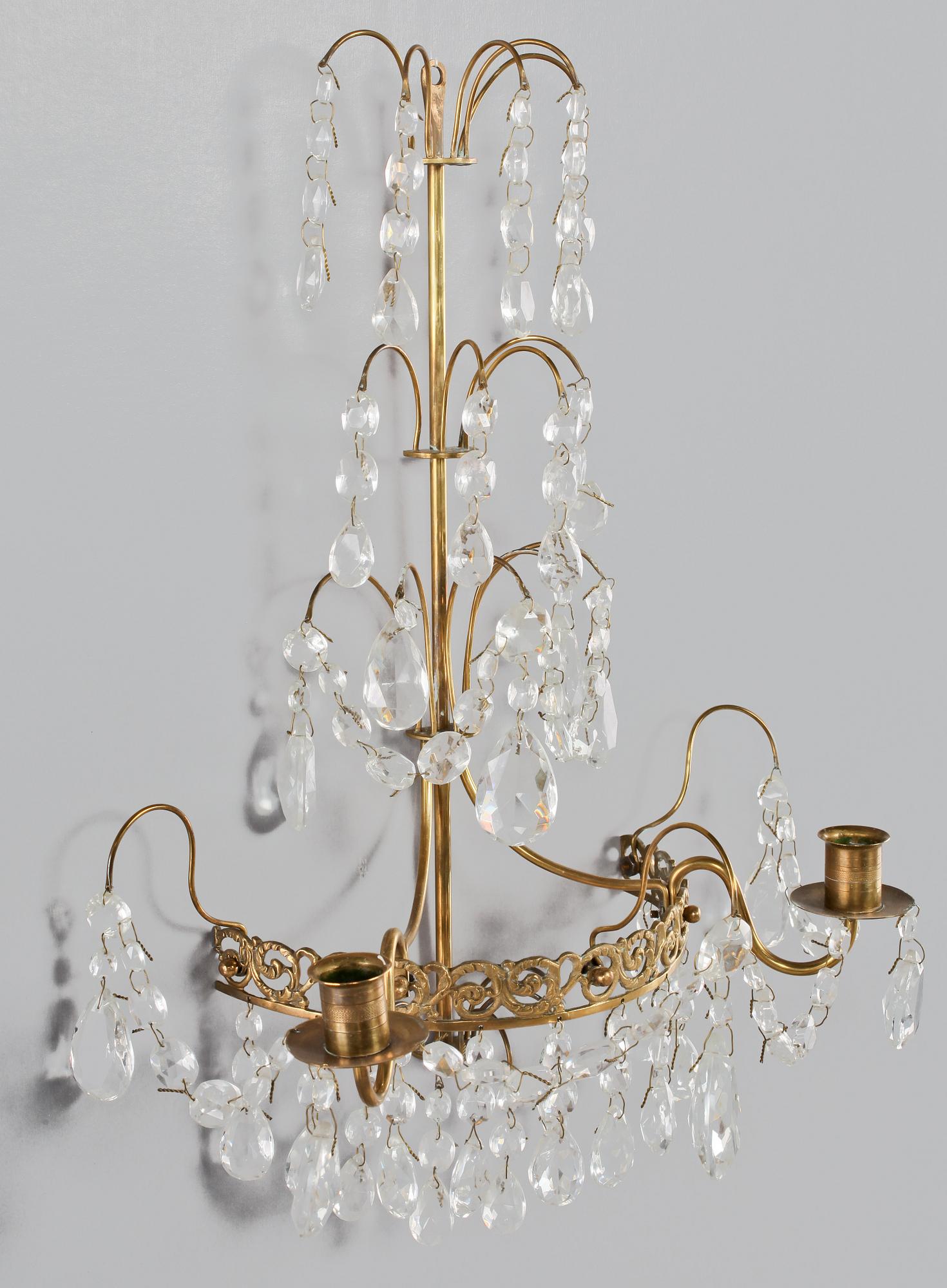 LAMPETTER, ett par, gustaviansk stil, 1900-talets mitt.