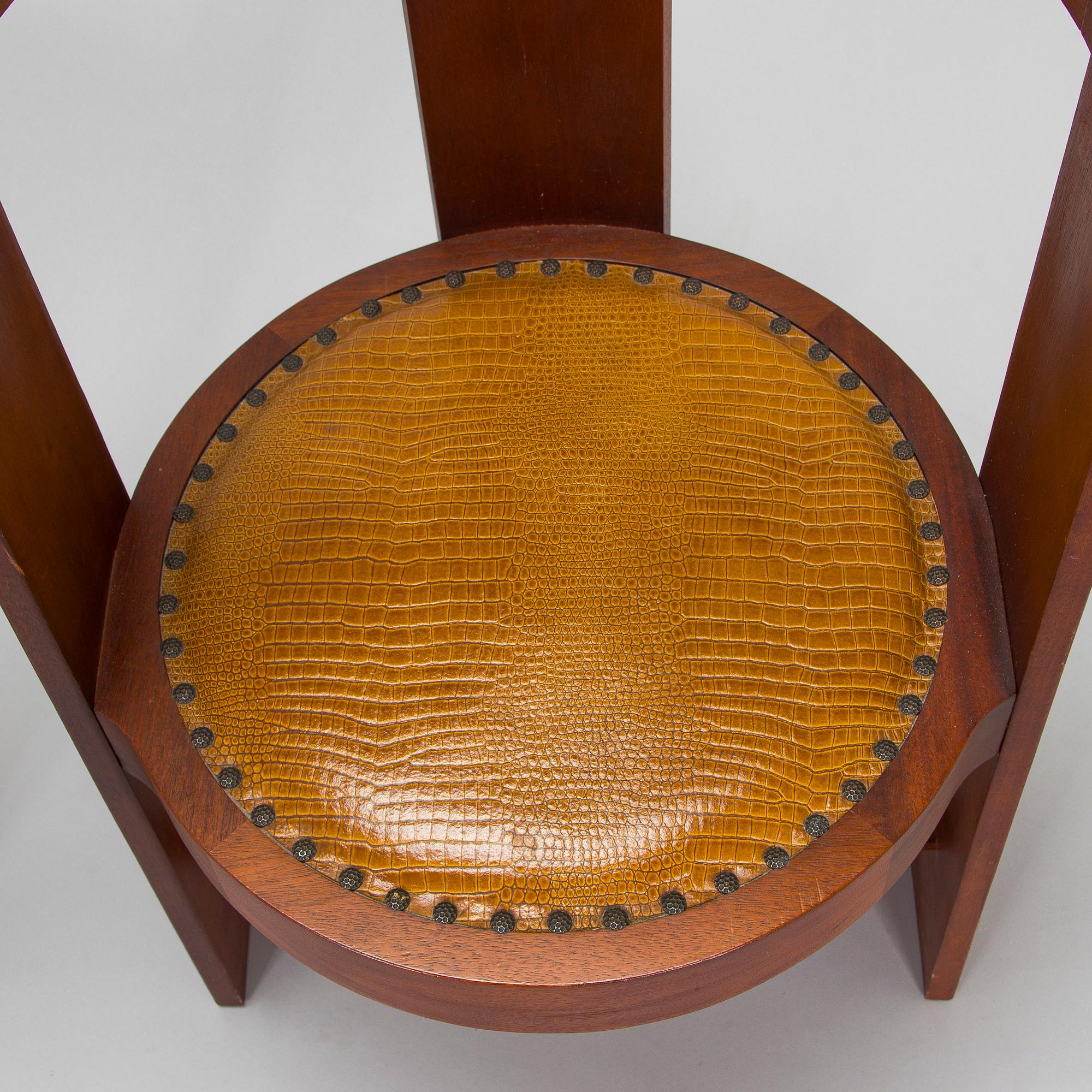 Eliel Saarinen, karmstolar, ett par, "Hannes", Adelta Oy, Finland.