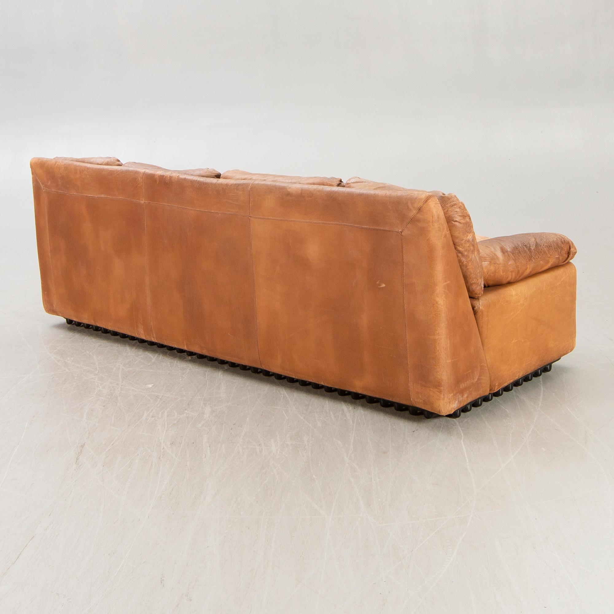 Ferruccio Brunati, sofa, Italy, 1970s.