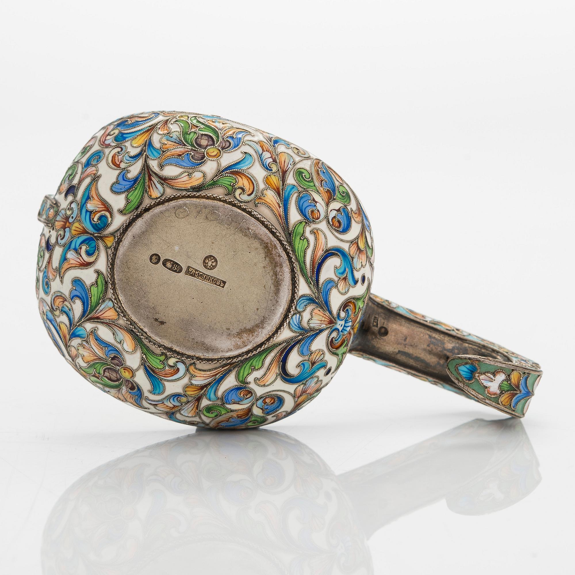 Khlebnikov, a silver-gilt and cloisonné enamel kovsh, Moscow 1908-1917.