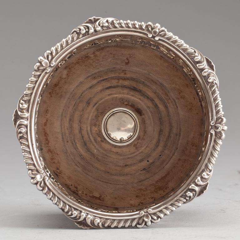 COASTER, silver, Sheffield, 1829, England.