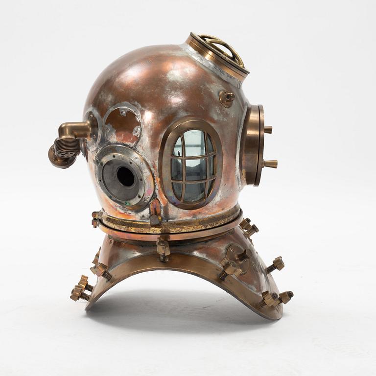 A 12-bolt diving helmet, Siebe Gorman, London, No 15013.