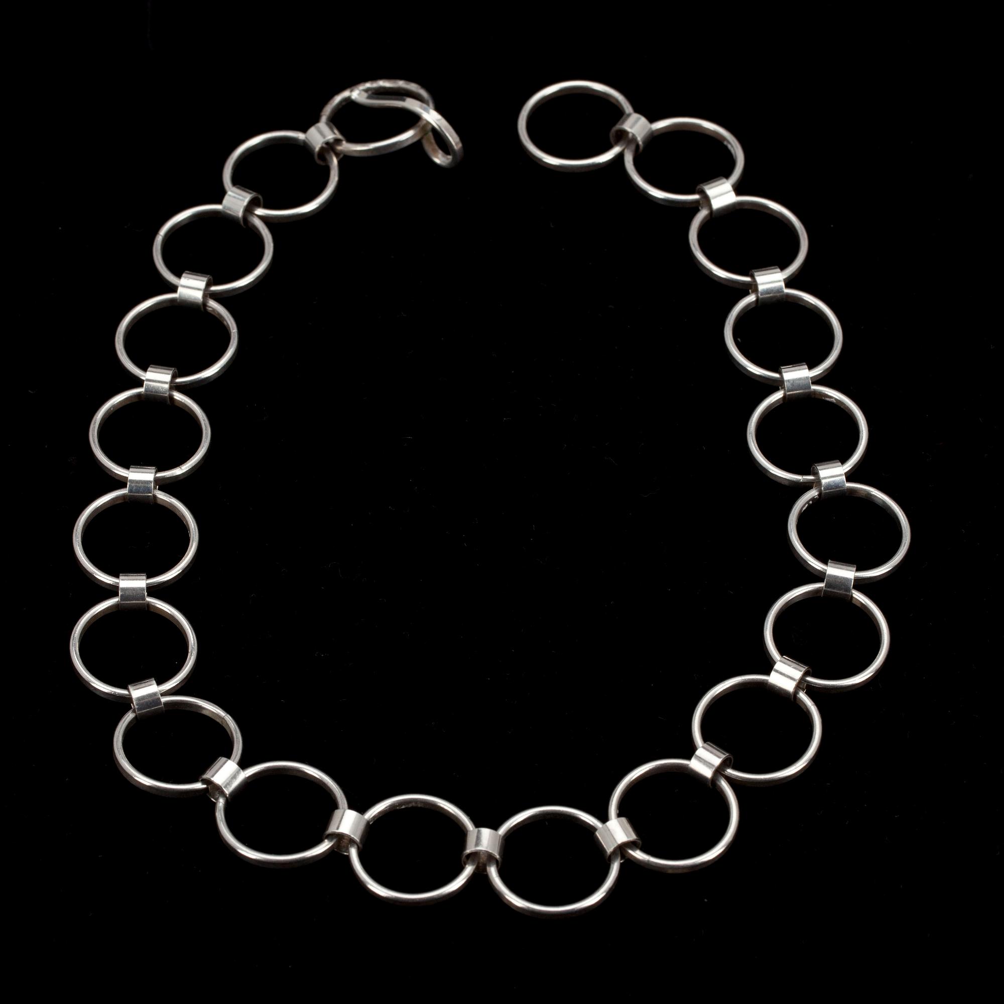 HALSSMYCKE, silver, Aarikka 1966. Vikt 40 g.