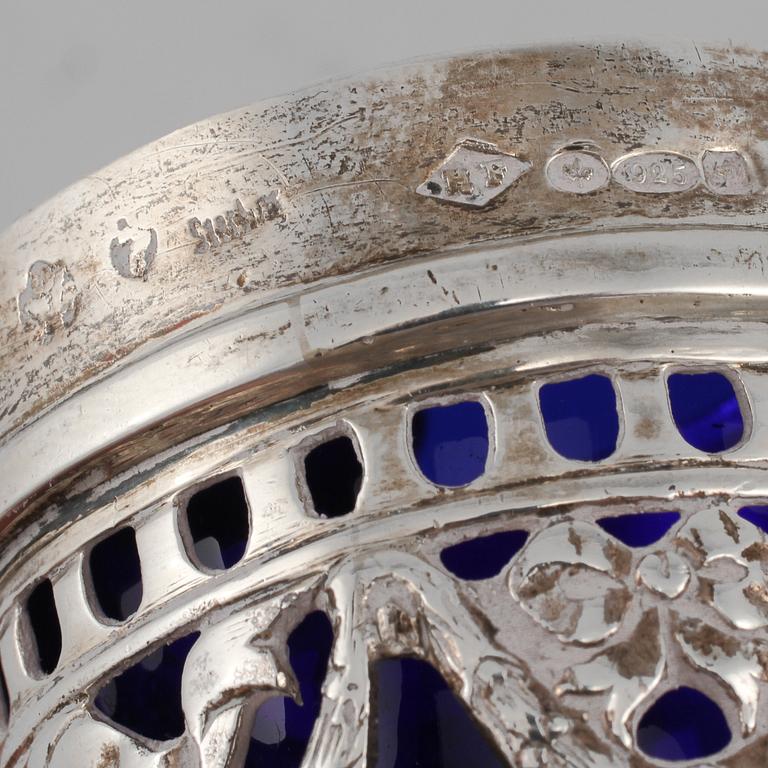 PARTI SILVER, 13 delar samt SKÅL, nysilver, 1800/1900-tal. Silver vikt ca 399 g.