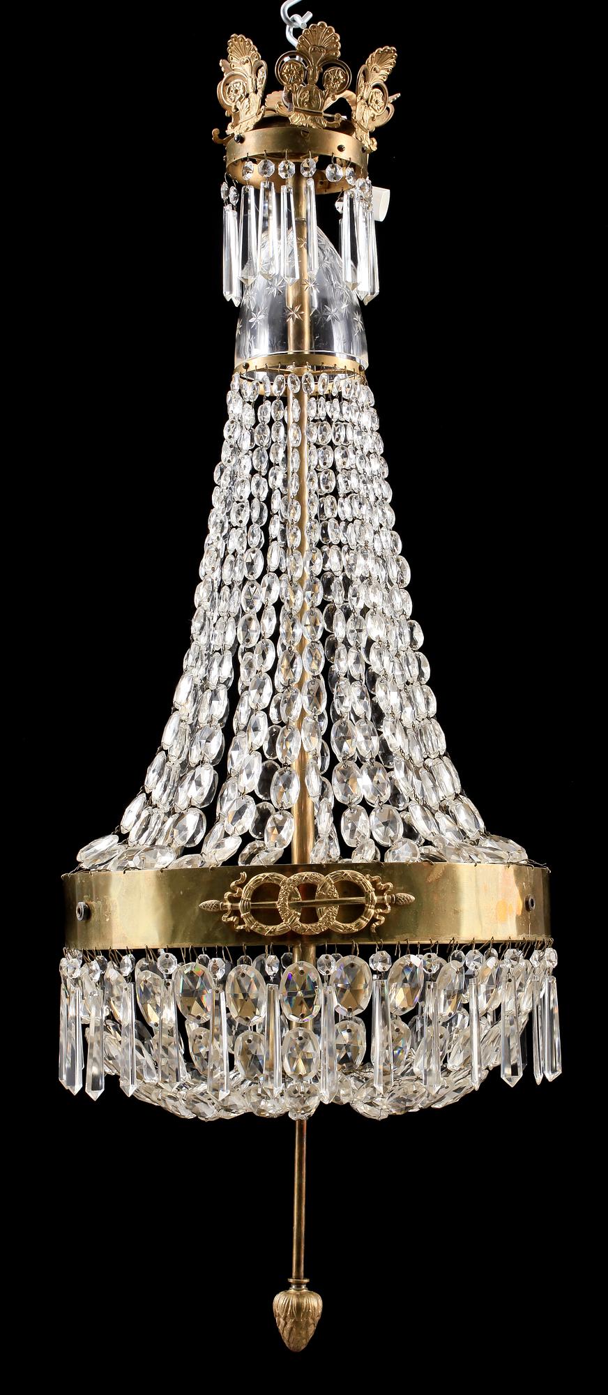 LJUSKRONA, empirestil, 1900-talets första hälft. Tot H ca 110.