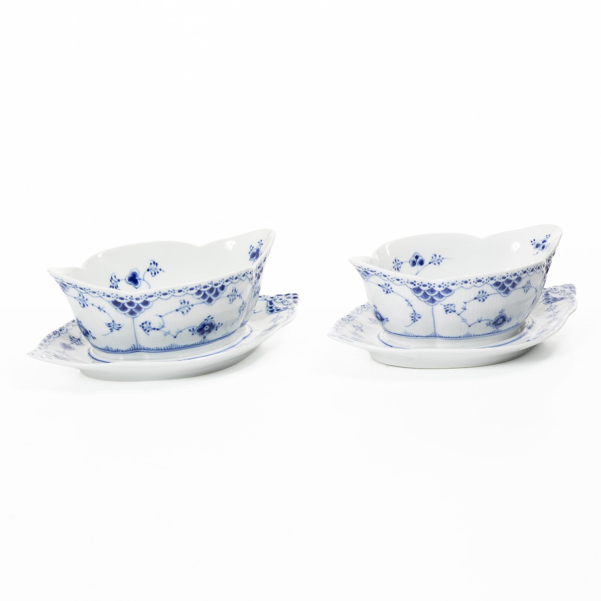 Royal Copenhagen, servisdelar 4 st, "Musselmalet", Danmark.